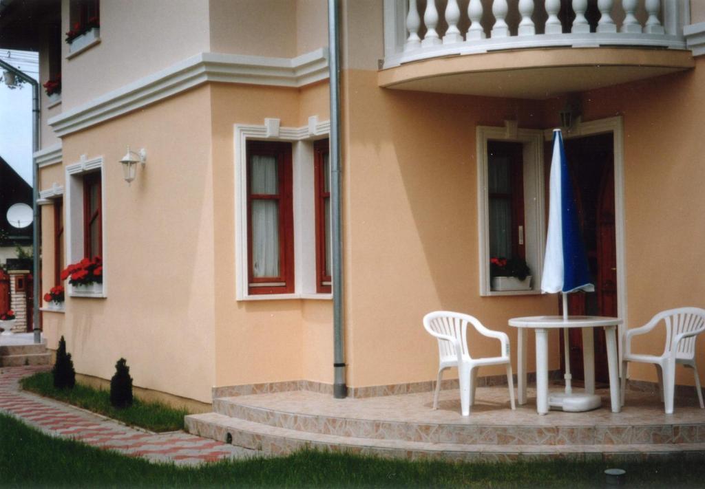 Dessewffy Guesthouse Zamárdi Eksteriør billede